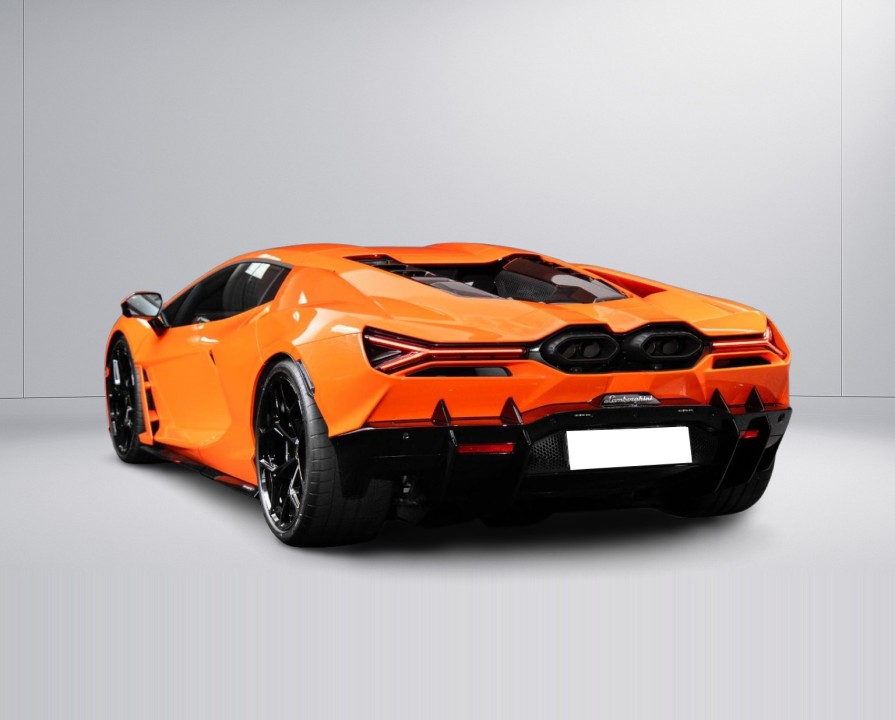 Lamborghini Revuelto (4)