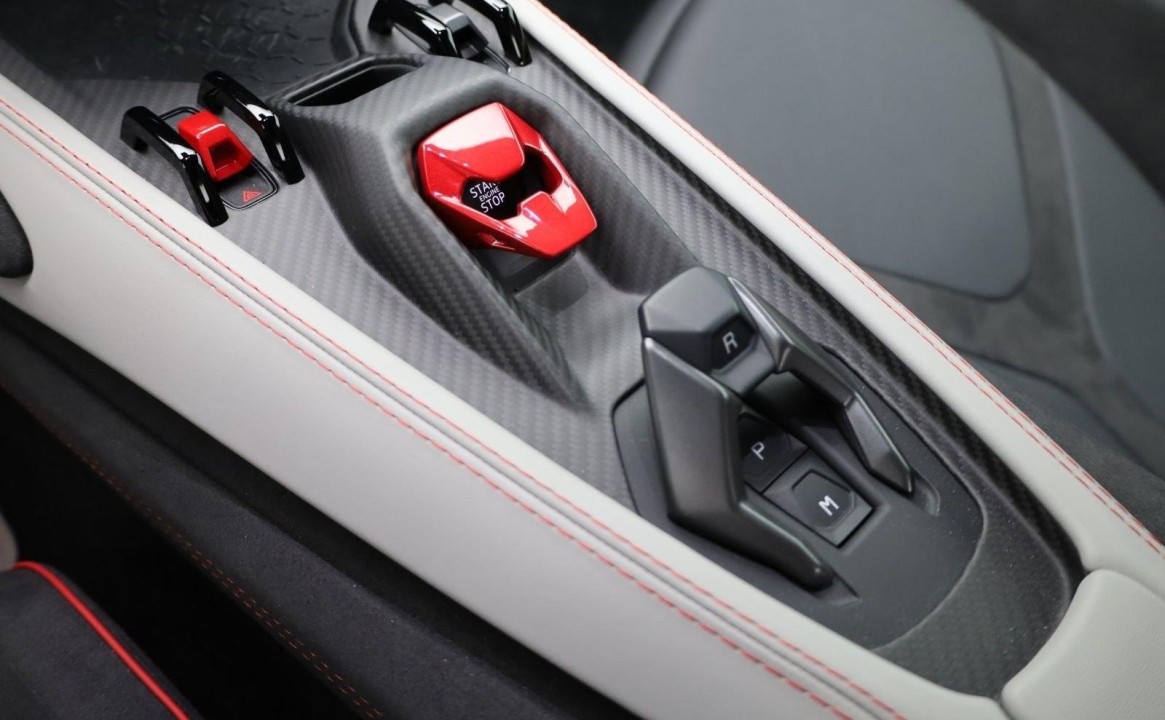 Lamborghini Revuelto - foto 9