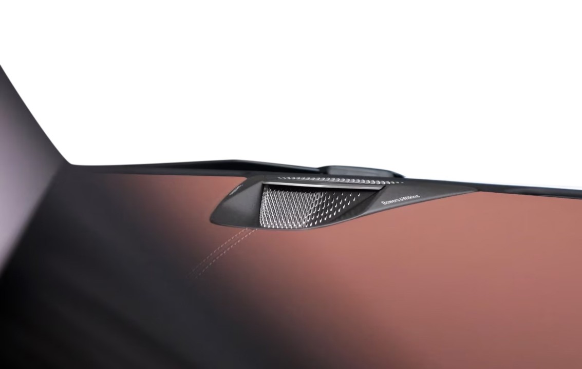 Aston Martin Vanquish - foto 11