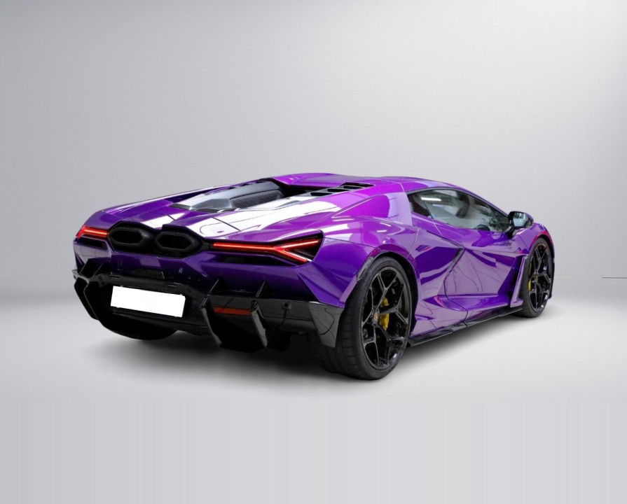 Lamborghini Revuelto (2)