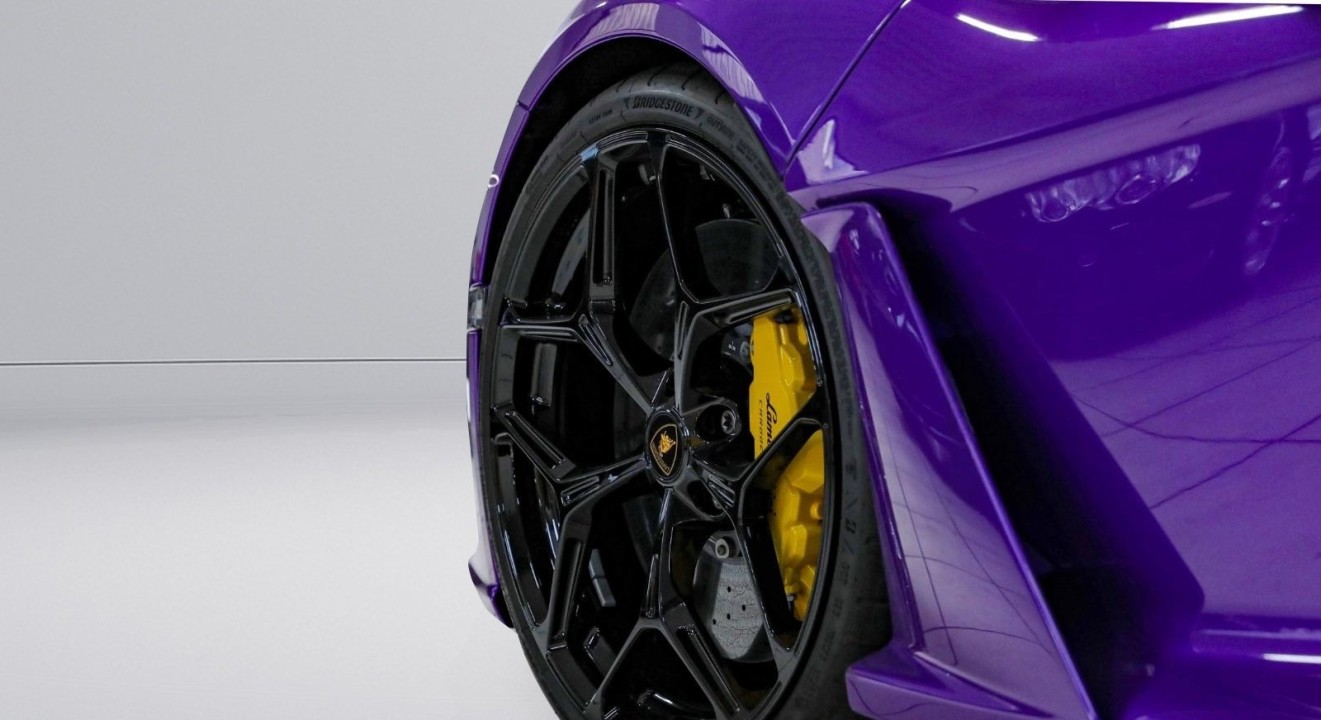 Lamborghini Revuelto - foto 24