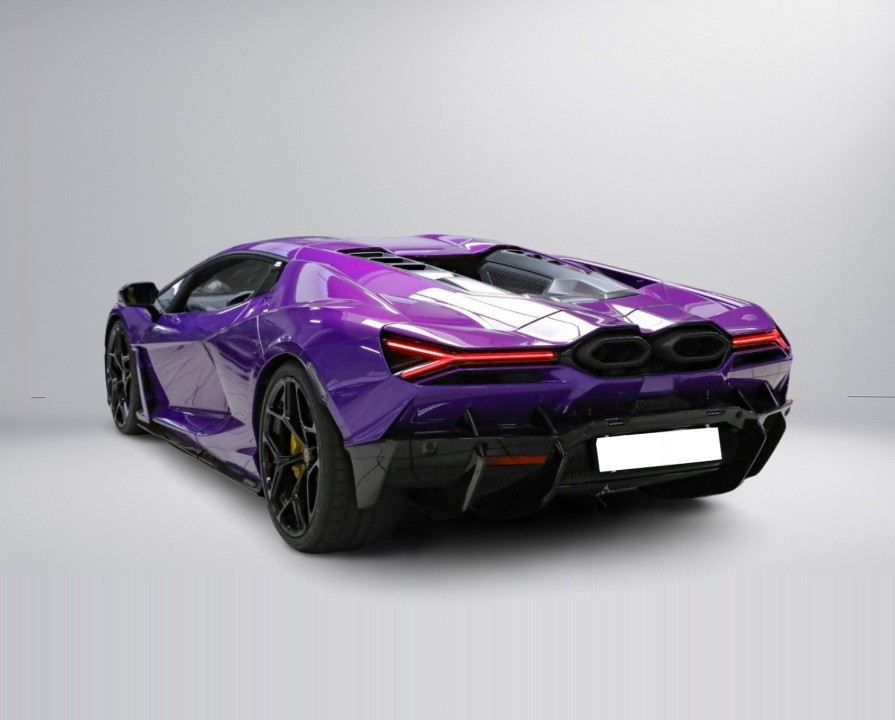 Lamborghini Revuelto (4)