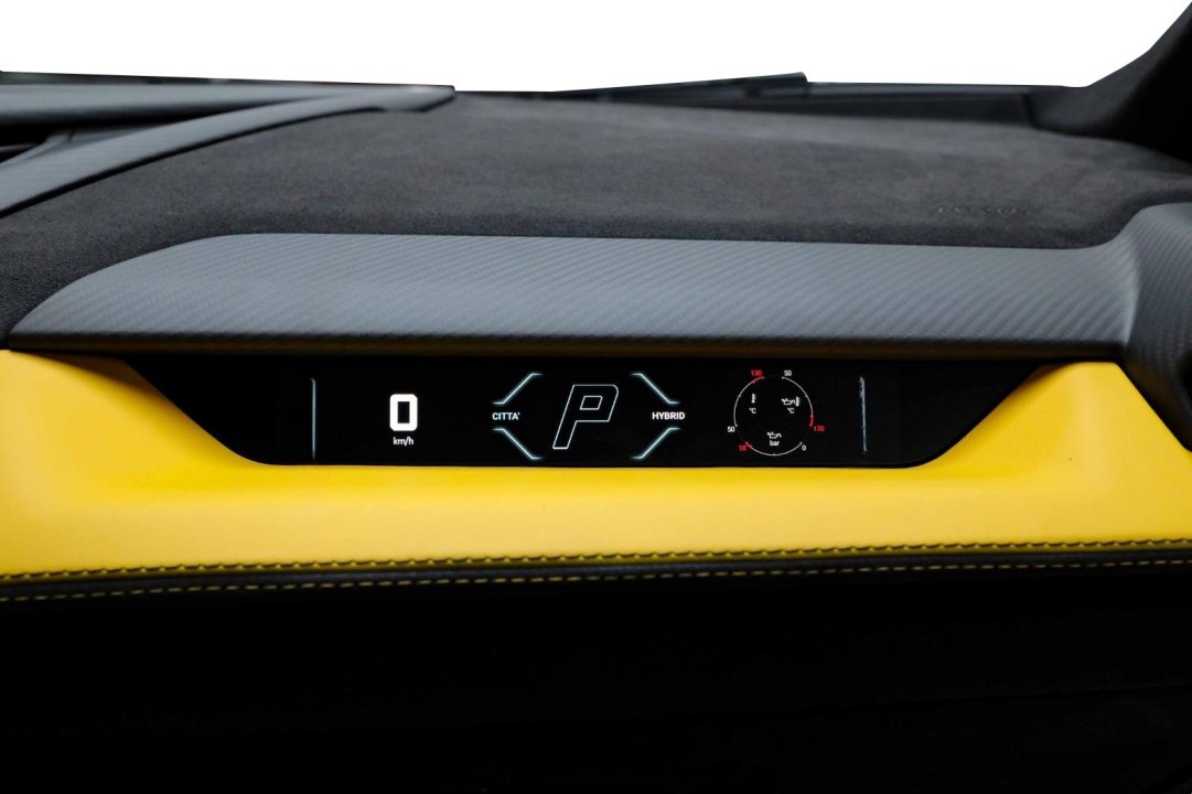 Lamborghini Revuelto - foto 22