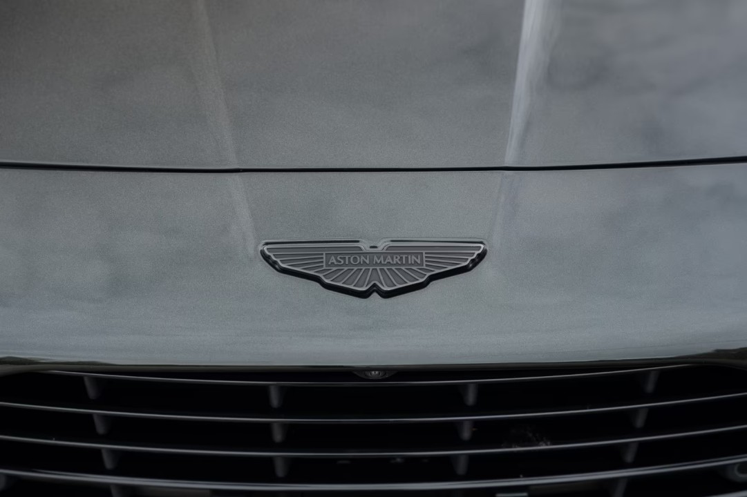 Aston Martin Vanquish - foto 31