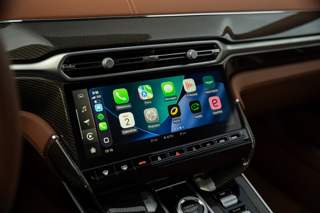 Aston Martin Vanquish - foto 18