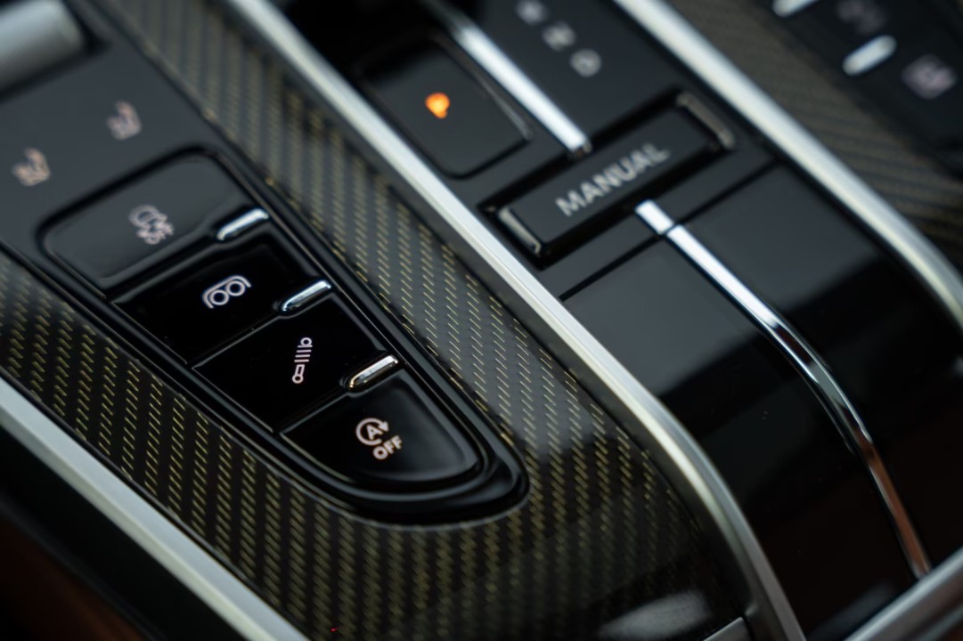 Aston Martin Vanquish - foto 17