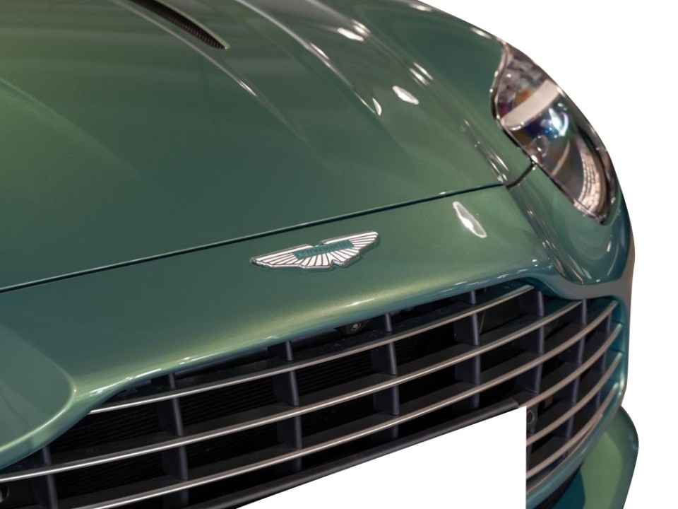 Aston Martin DB12 Volante - foto 18