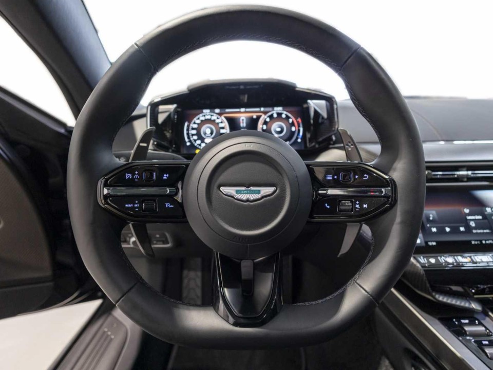 Aston Martin Vanquish - foto 8