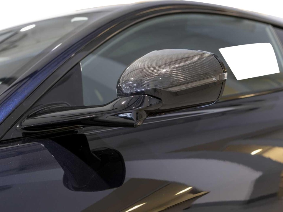 Aston Martin Vanquish - foto 23