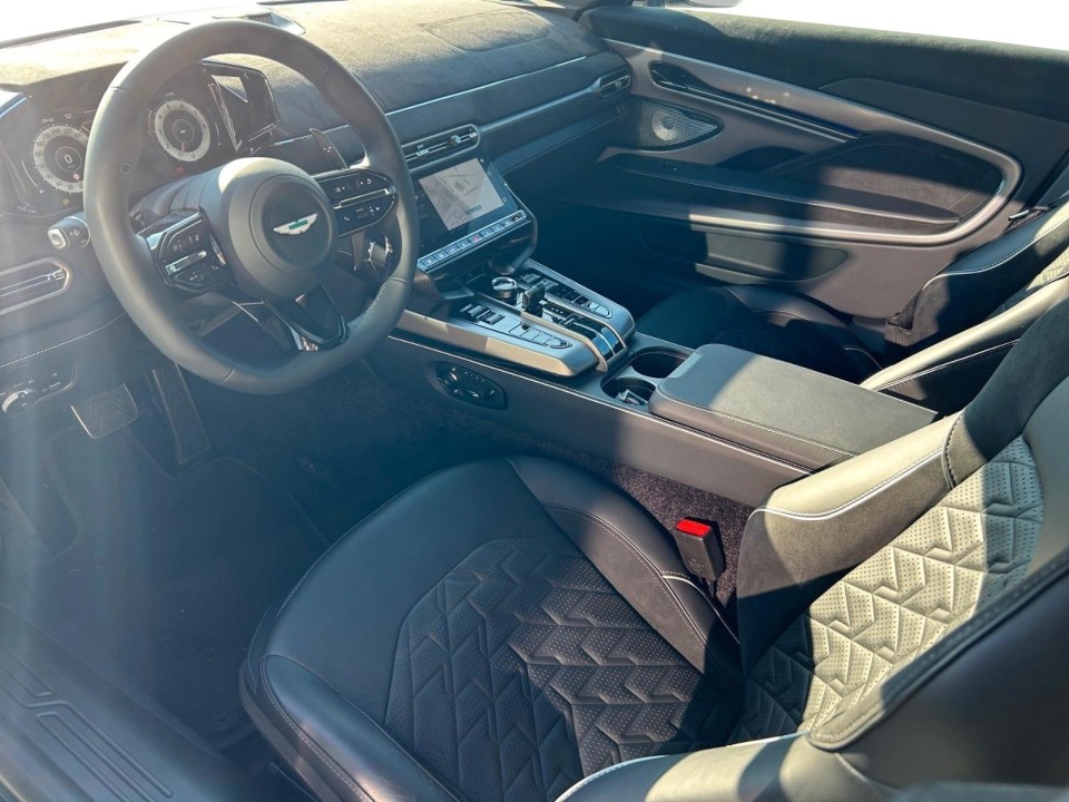 Aston Martin Vanquish - foto 6