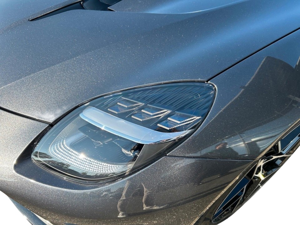 Aston Martin Vanquish - foto 12