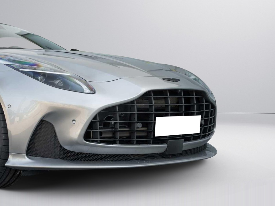 Aston Martin DB12 Coupe - foto 31