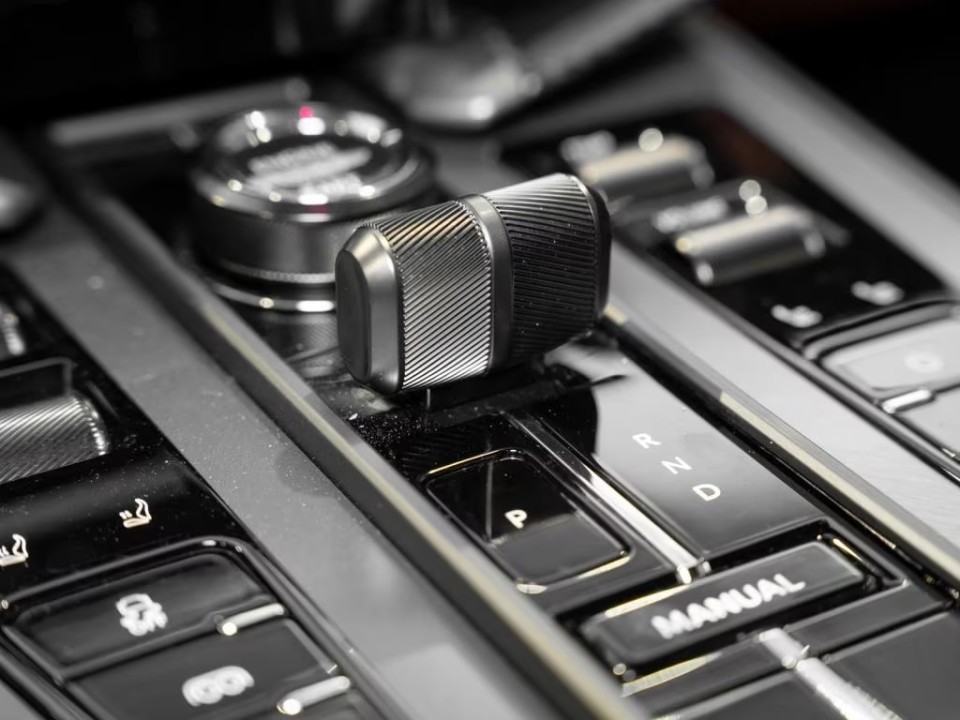 Aston Martin Vanquish - foto 9