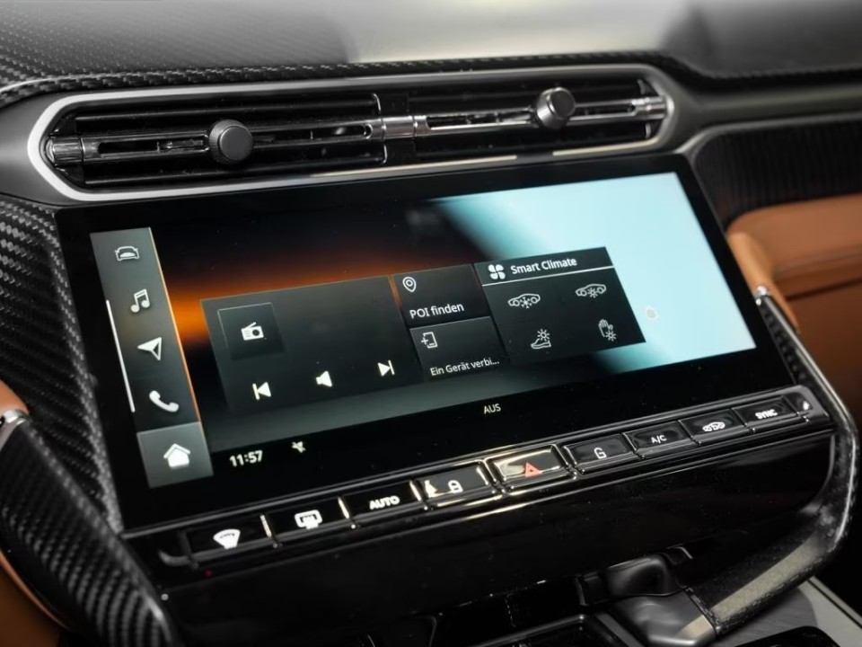 Aston Martin Vanquish - foto 12