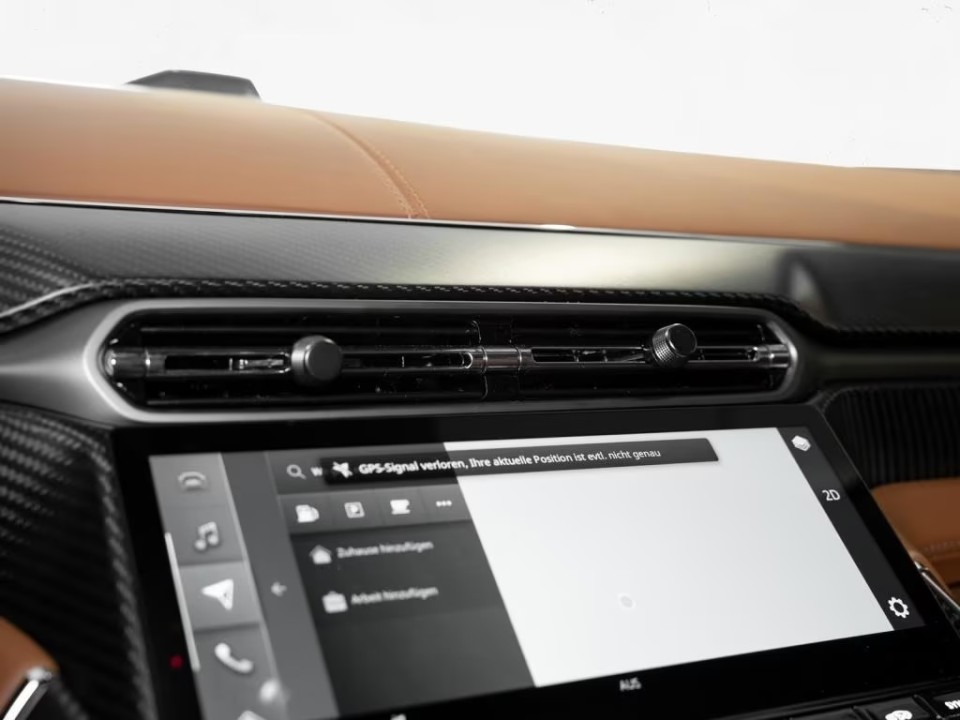 Aston Martin Vanquish - foto 14