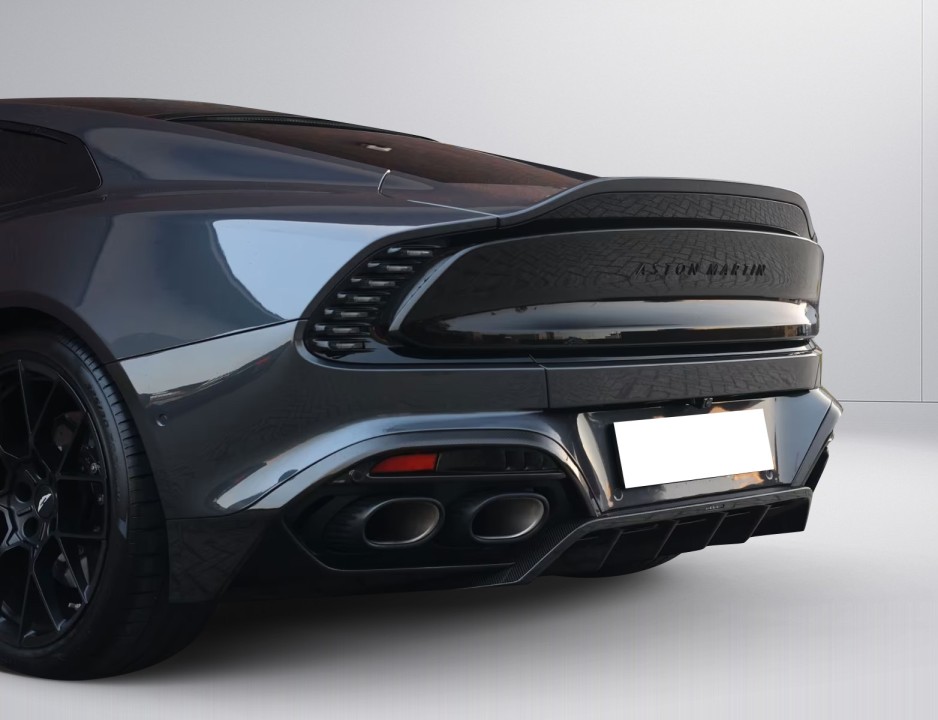 Aston Martin Vanquish - foto 41