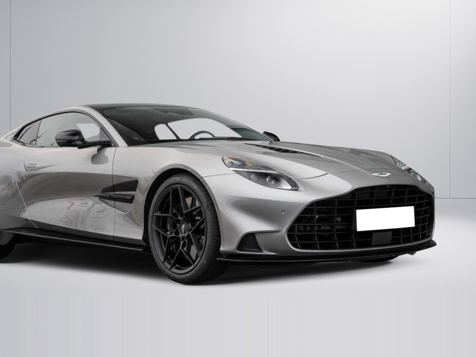 Aston Martin Vanquish - foto 31
