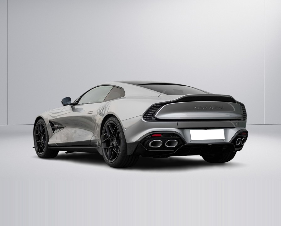 Aston Martin Vanquish (5)