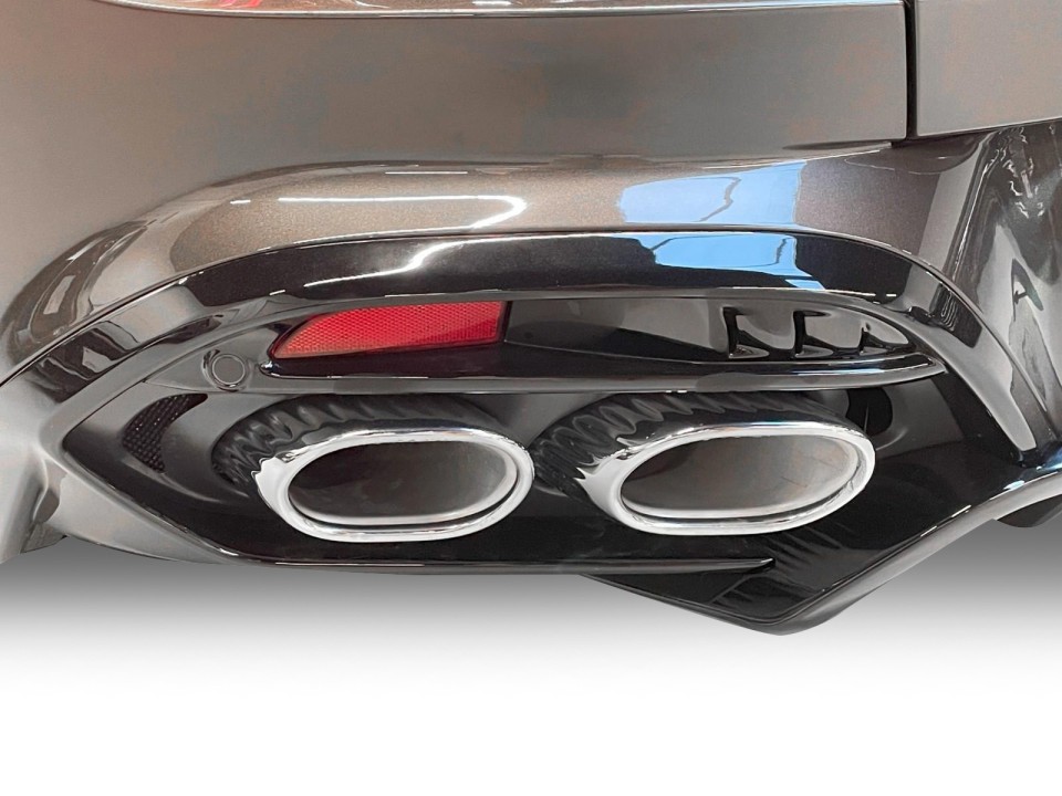 Aston Martin Vanquish - foto 16