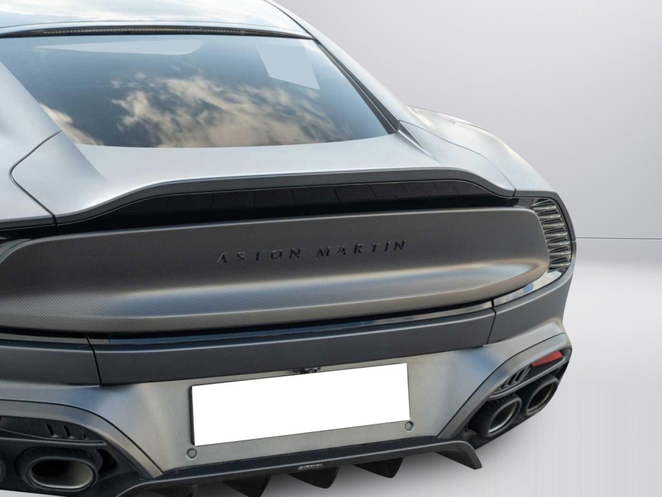 Aston Martin Vanquish - foto 35