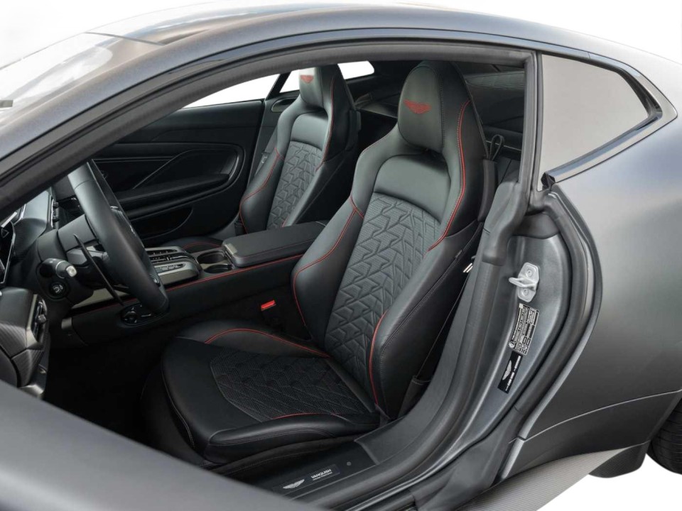 Aston Martin Vanquish - foto 11