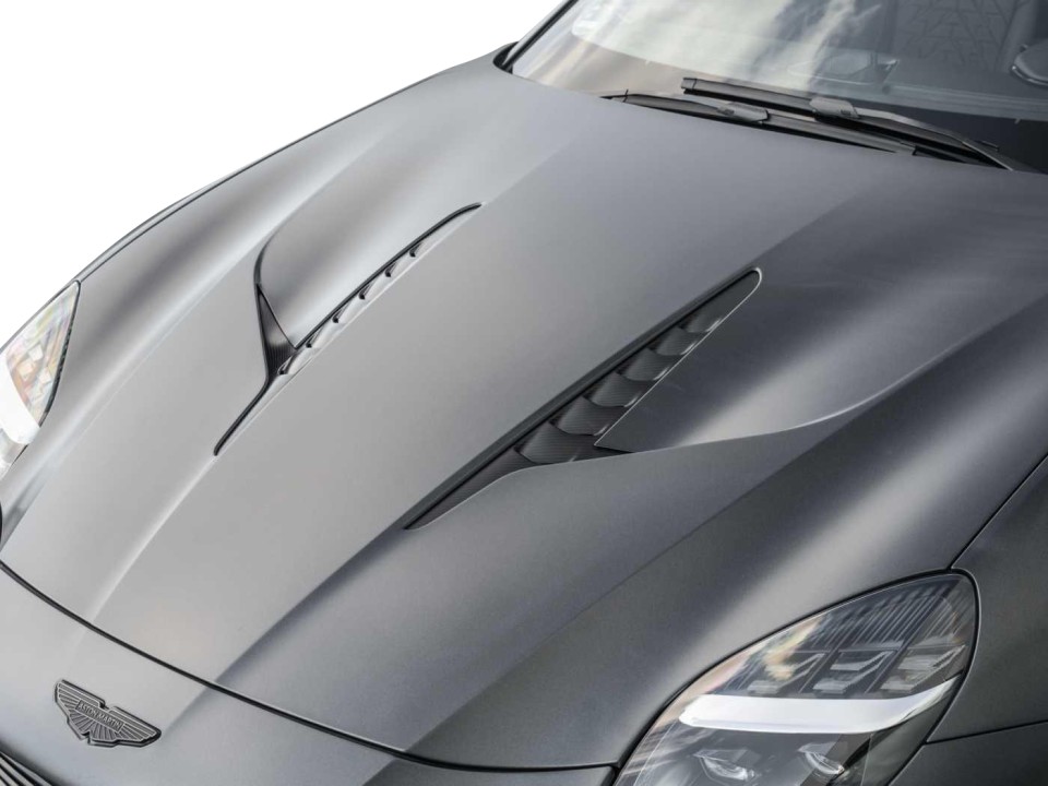 Aston Martin Vanquish - foto 32