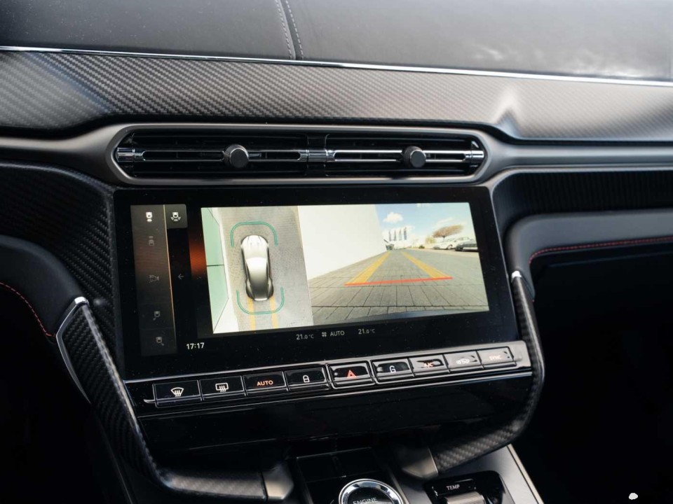 Aston Martin Vanquish - foto 26