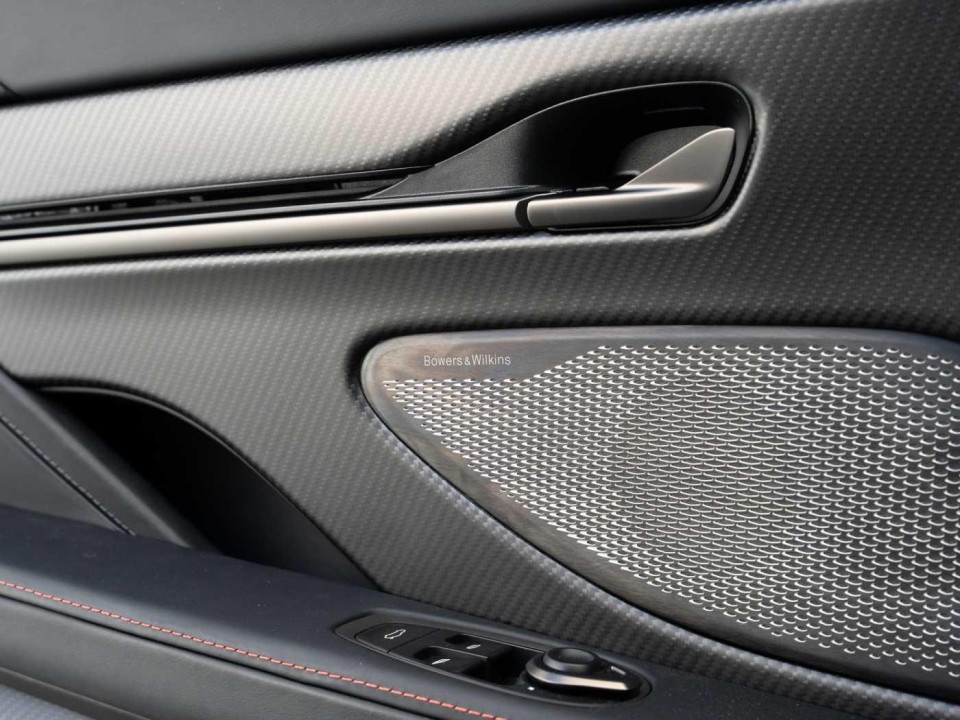 Aston Martin Vanquish - foto 20