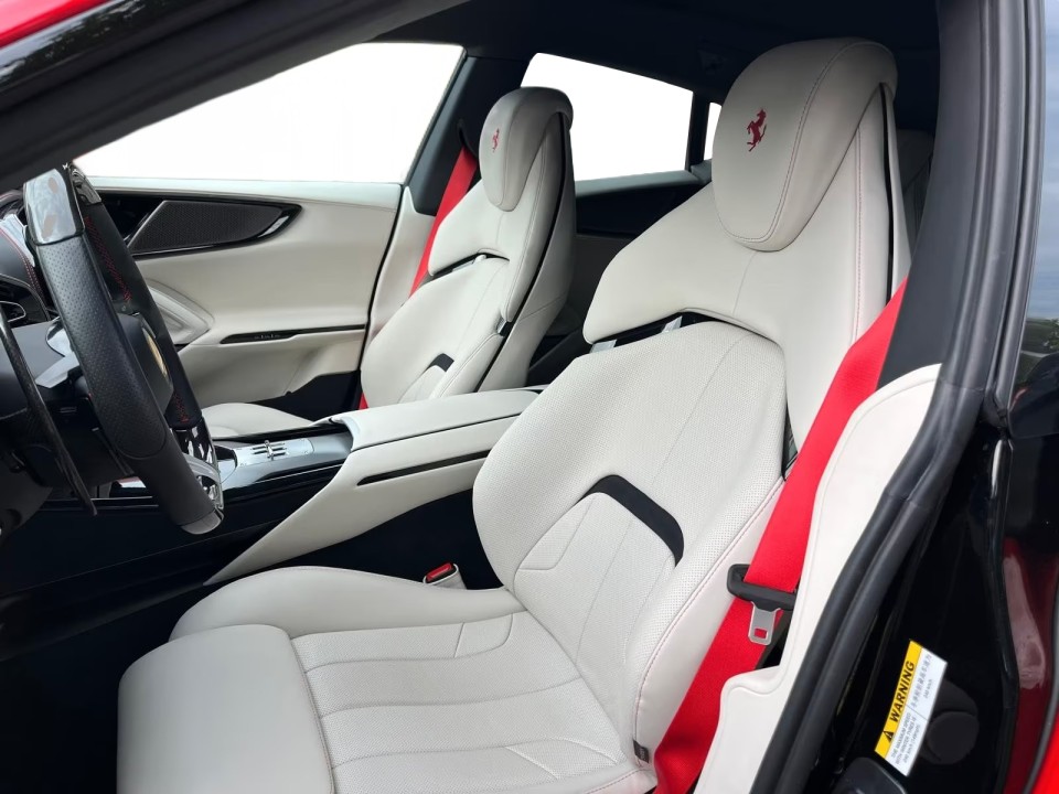 Ferrari Purosangue - foto 9