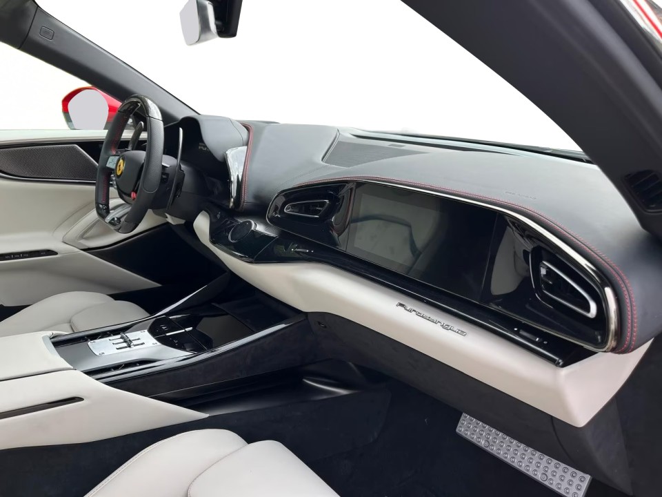 Ferrari Purosangue - foto 7