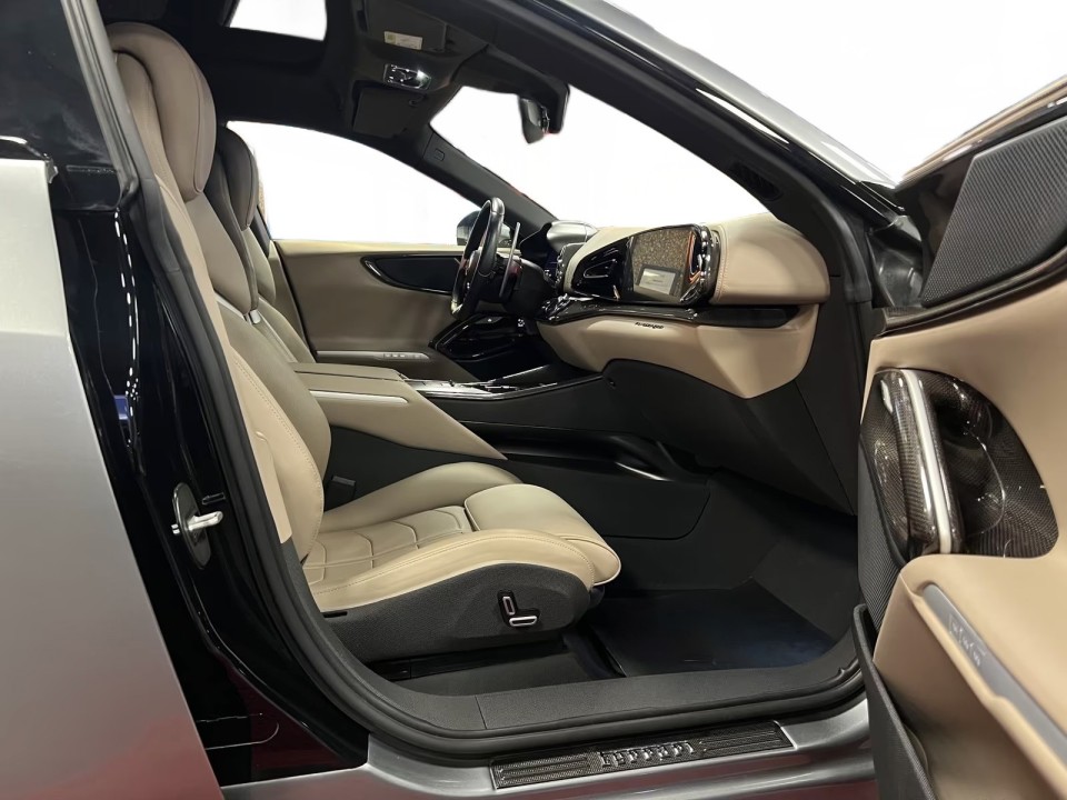 Ferrari Purosangue - foto 15