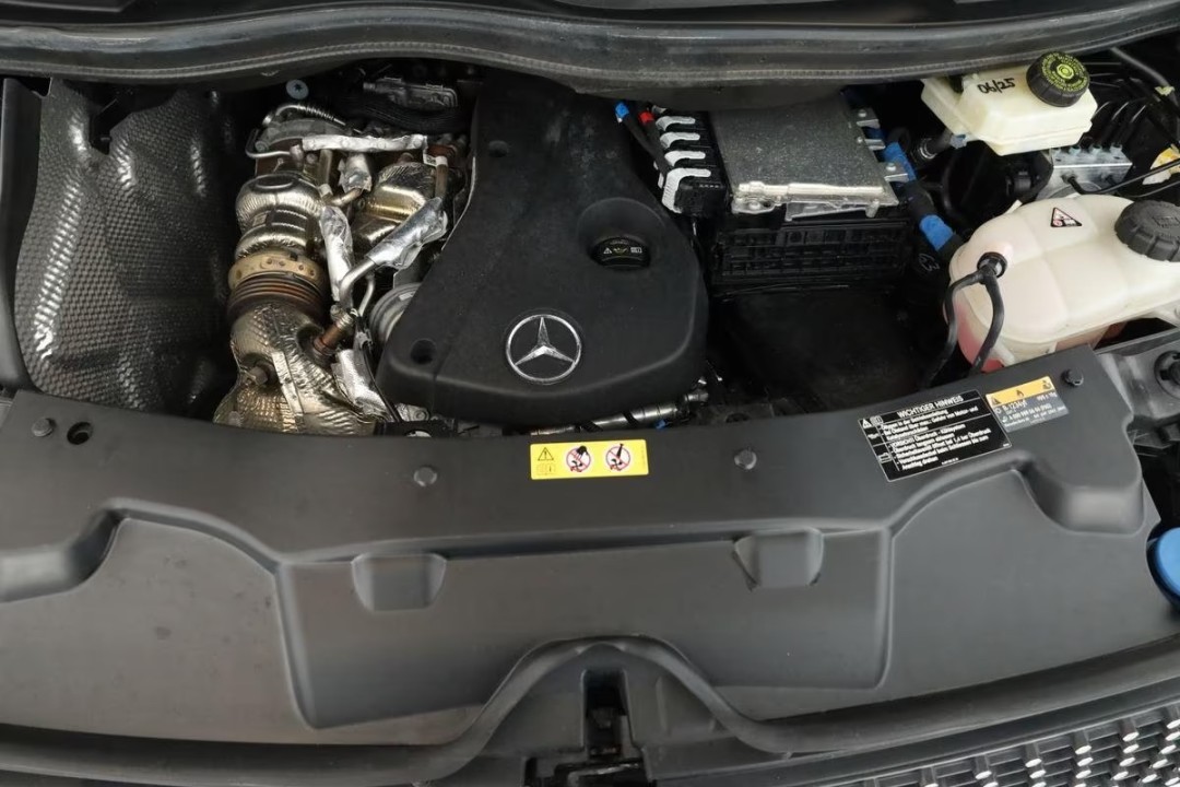 Mercedes-Benz V 300d 4MATIC Avantgarde Long - foto 23