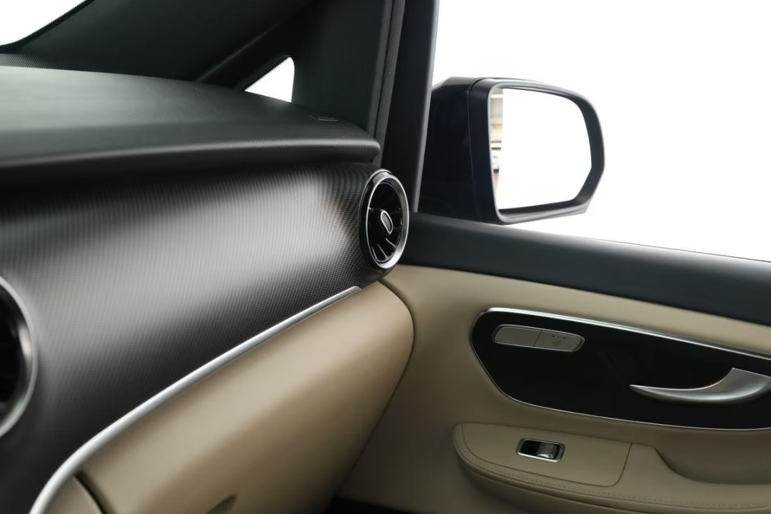 Mercedes-Benz V 300d 4MATIC Avantgarde Long - foto 17