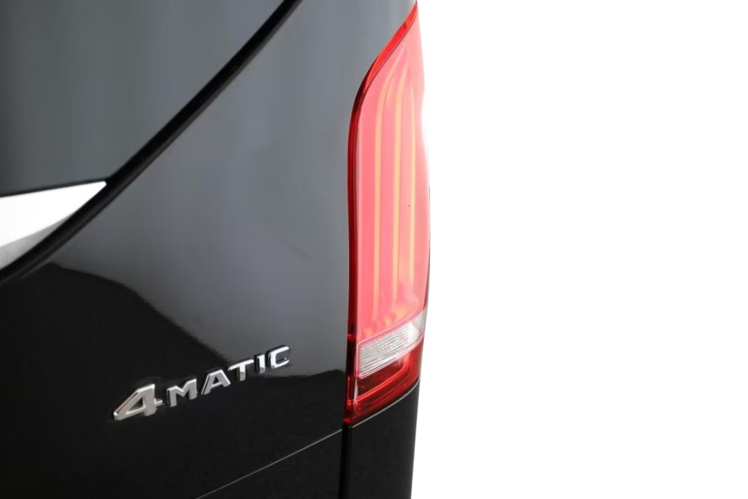 Mercedes-Benz V 300d 4MATIC Avantgarde Long - foto 25