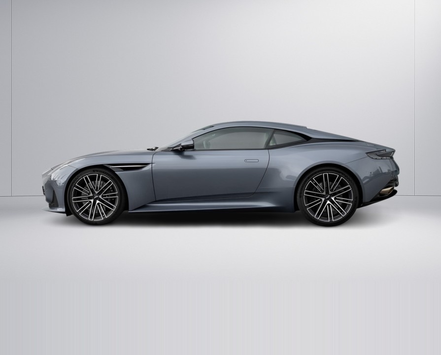 Aston Martin DB12 - foto 7