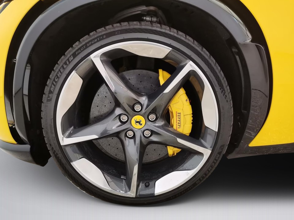 Ferrari Purosangue - foto 29