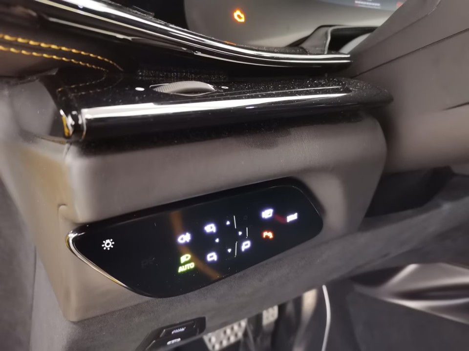 Ferrari Purosangue - foto 19