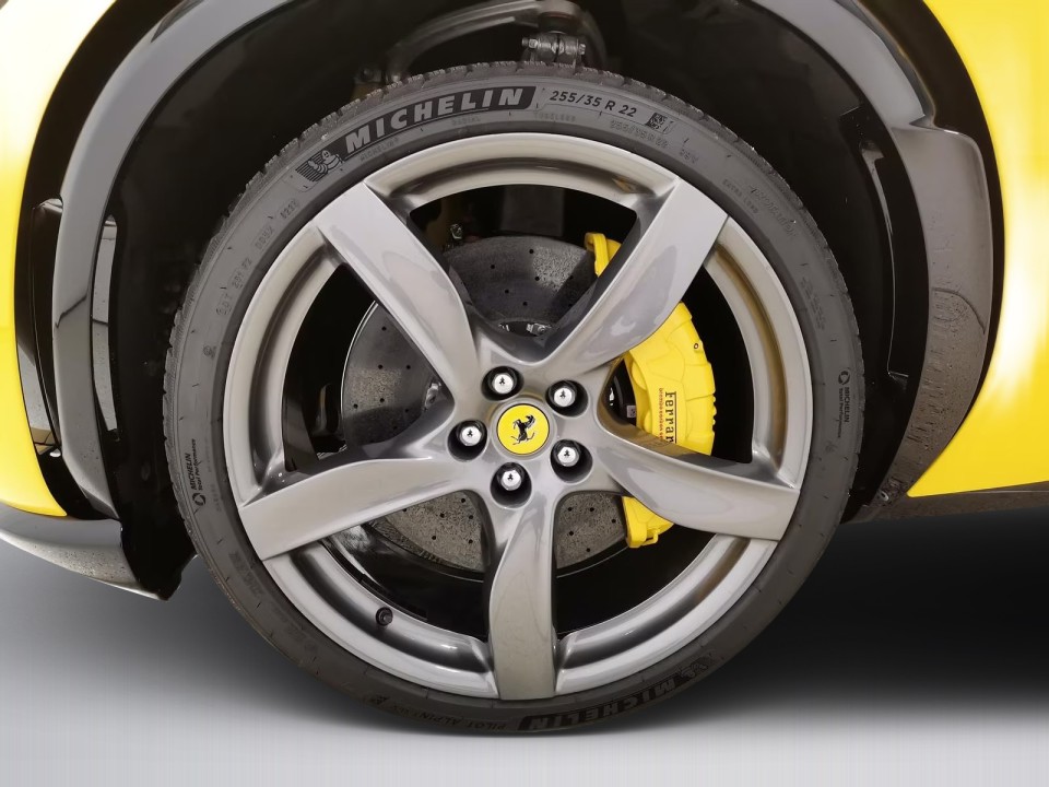 Ferrari Purosangue - foto 28