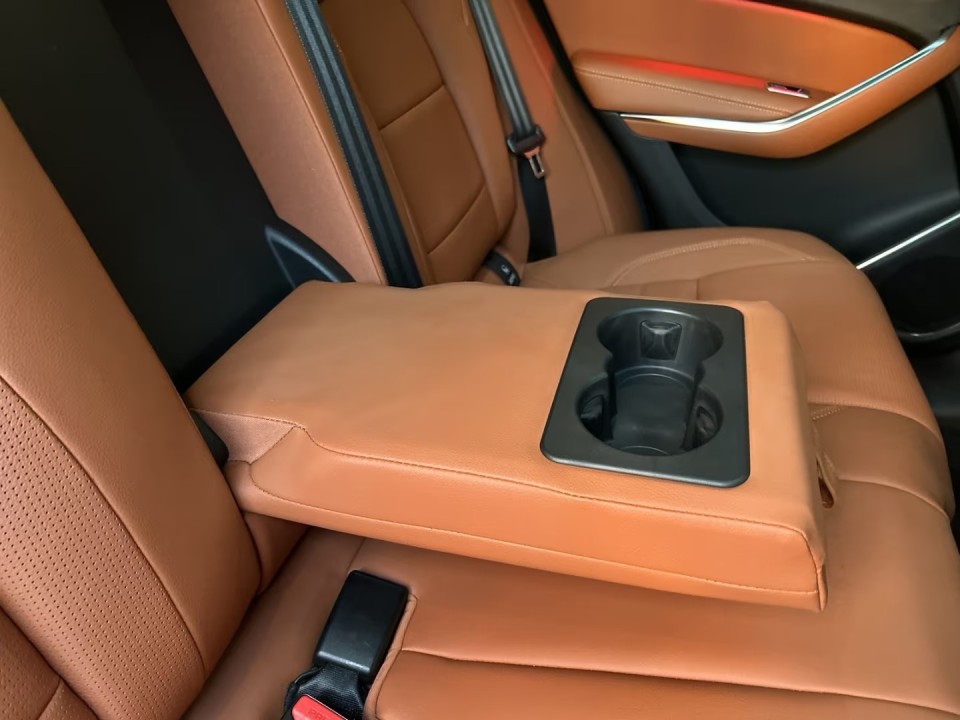 Jaguar F-Pace D200 AWD R-Dynamic - foto 15