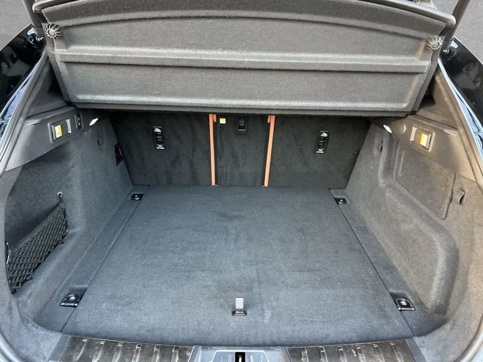 Jaguar F-Pace D200 AWD R-Dynamic - foto 18