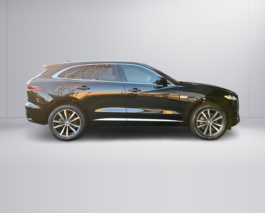 Jaguar F-Pace D200 AWD R-Dynamic (3)