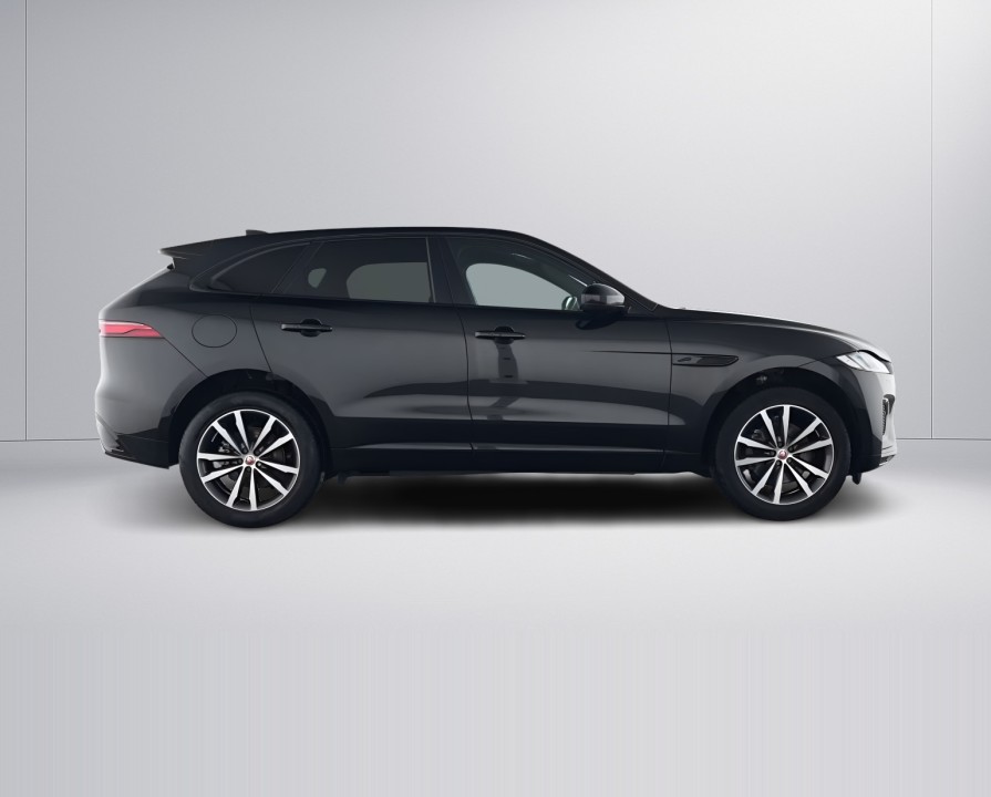 Jaguar F-Pace P250 R-Dynamic (5)