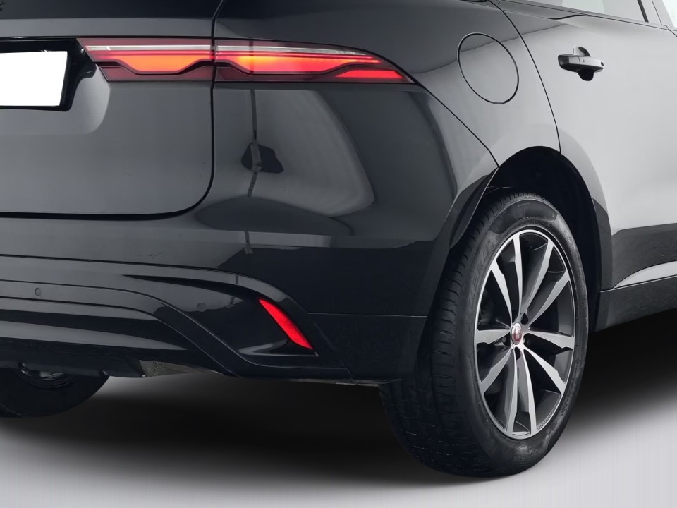 Jaguar F-Pace P250 R-Dynamic - foto 19