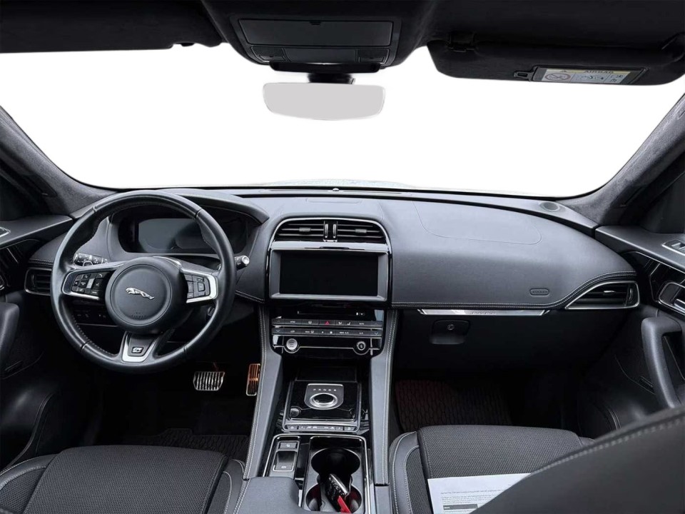 Jaguar F-Pace P300 R-Dynamic - foto 6