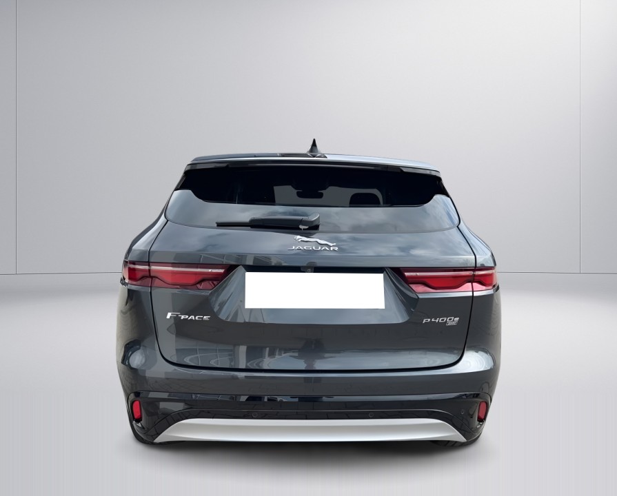 Jaguar F-Pace P400e (3)