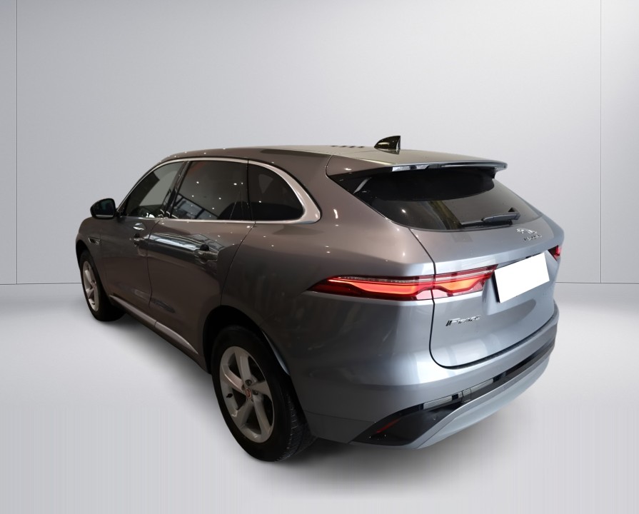 Jaguar F-Pace D200 AWD R-Dynamic S (4)
