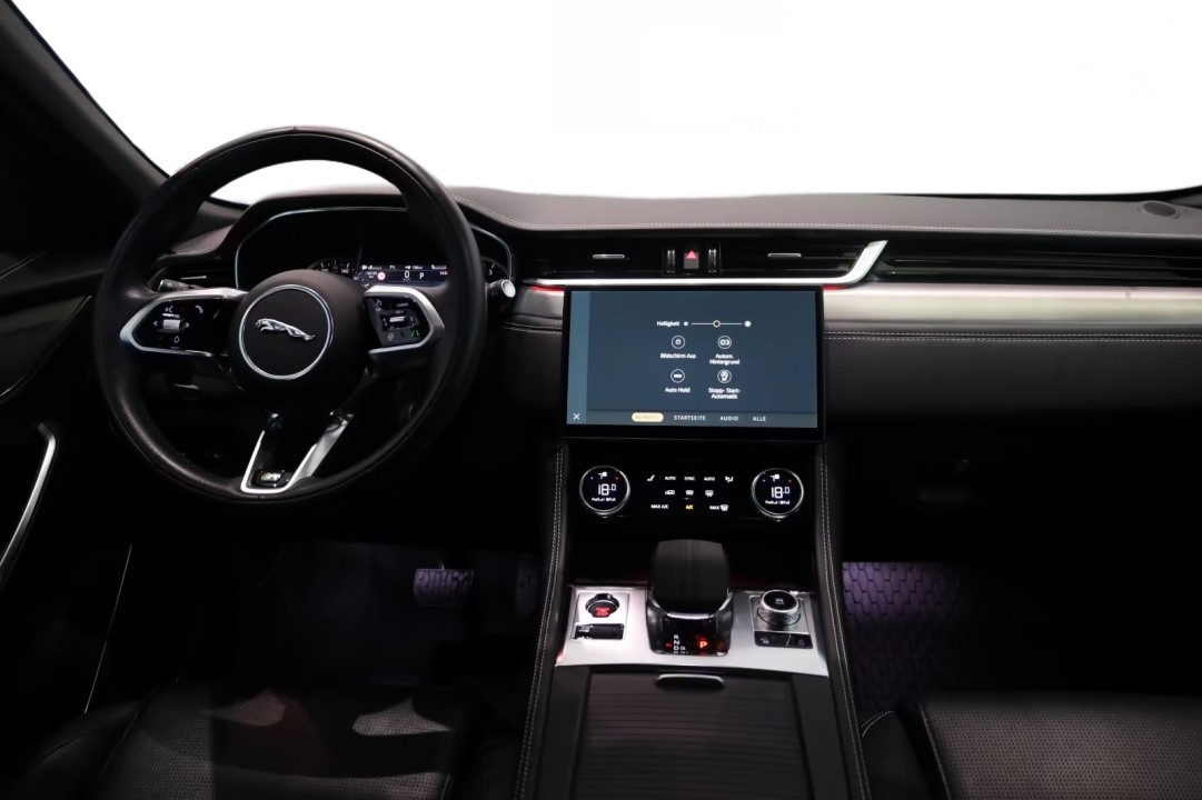 Jaguar F-Pace D200 AWD R-Dynamic S - foto 6