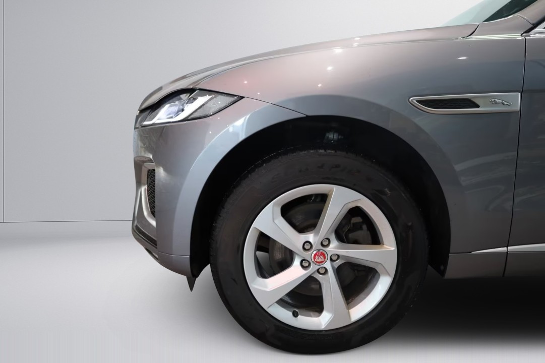 Jaguar F-Pace D200 AWD R-Dynamic S - foto 21