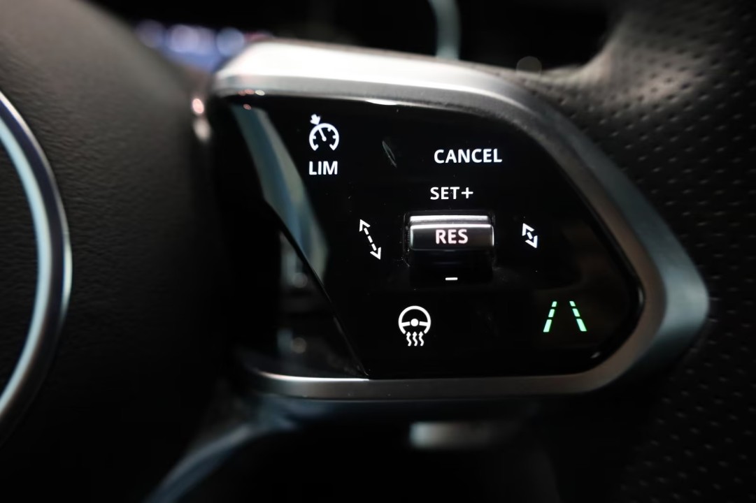 Jaguar F-Pace D200 AWD R-Dynamic S - foto 9