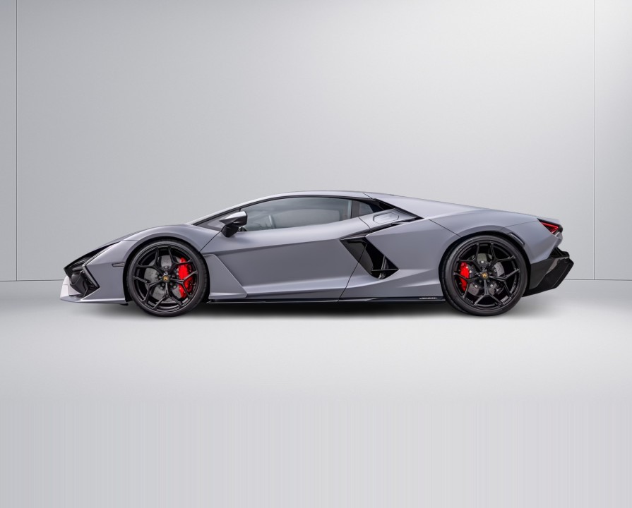 Lamborghini Revuelto (5)